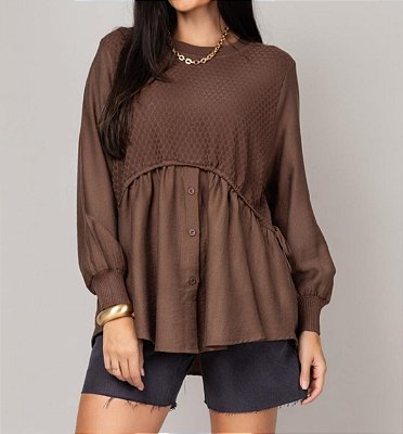 Blusa Marrom com liocel com ajustes de amarração nas laterais - TAM M