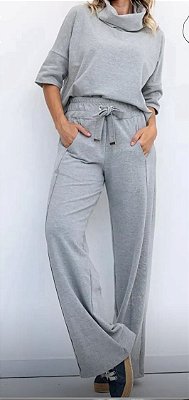 Conjunto de blusa com gola e calça em moletom - TAM GG