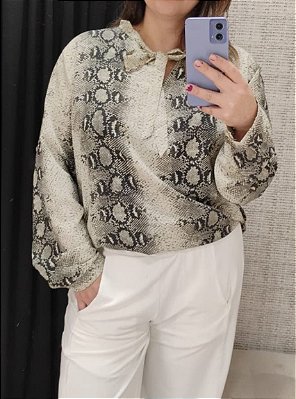 Blusa manga longa animal print tom cinza esverdeado Oversize