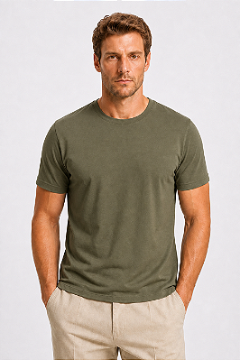 Camiseta Verde Militar UVTRIBE Soft Tech