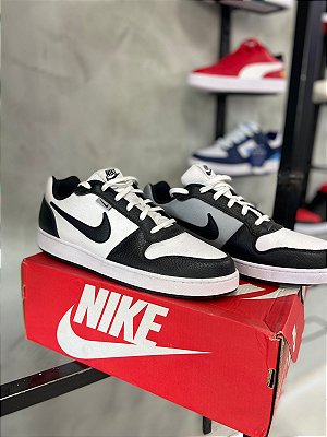 TENIS NIKE EBERNON LOW PRETO/CINZA
