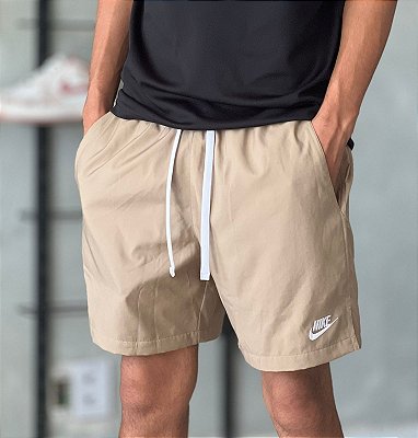 SHORTS NIKE SPORTSWEAR DE PRAIA MARROM