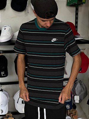 CAMISETA NIKE LISTRADA