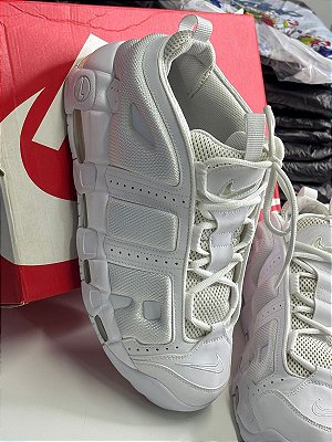 TENIS NIKE UPTEMPO