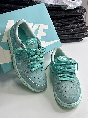 TENIS AIR JORDAN 1 RETRO LOW