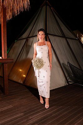 Vestido Midi Off Tubinho det. Pedrarias Frontais