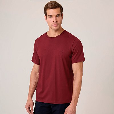 Camiseta Dudalina Essentials Color Pr26 Bordô Masculino