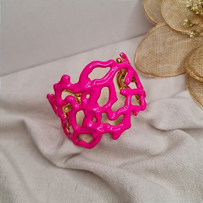 Bracelete coral cor rosa banho ouro