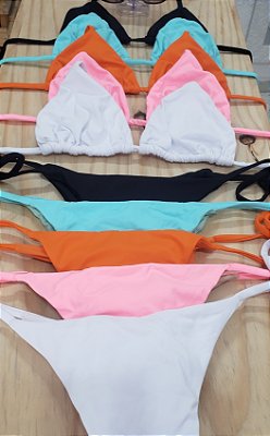 Biquini top cortininha + calcinha lacinho empina bumbum