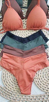 Biquini top cortininha + calcinha semi-hotpant