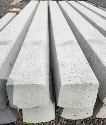 Mourão de Concreto 10 x 10 x 1,50m Reto ou Curvo
