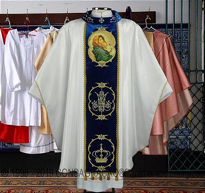 Casula Solene Bordada Galão em Veludo N. Sra Mãe da Divina Providência