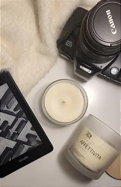 Vela Aromática "AFFETTIVITA" -  Baunilha - Energia do Amor, Aconchego e Carinho