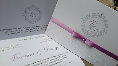 Convites de casamento com barrado em relevo