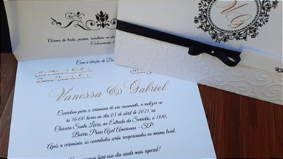Convites de casamento com relevo seco
