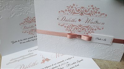 Convites de casamento com barrado em relevo