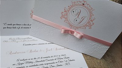 Convites de casamento com relevo seco