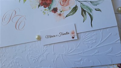 Convites de casamento com relevo seco