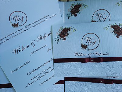 Convites de casamento com relevo seco