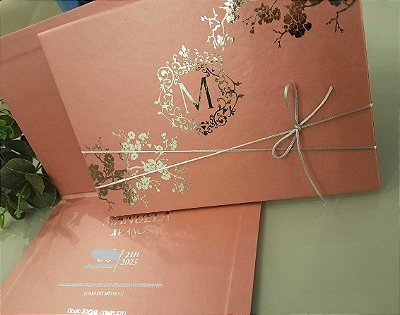 Convite capa dura luxo floral perolado