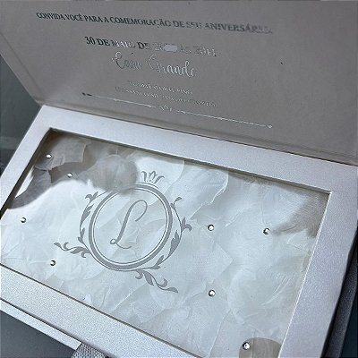 Convite de 15 Anos Off White com Prata