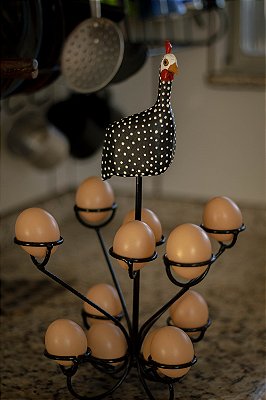 Porta ovo de Ferro de Galinha D'angola