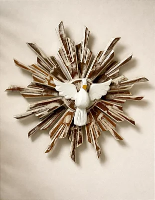 Divino Resplendor Espirito Santo De Parede Artigo Religioso Em Madeira