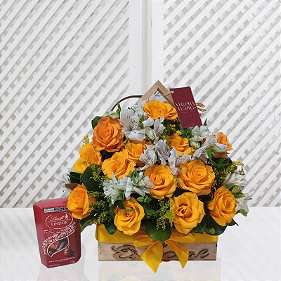Casinha Amore - Rosas Amarelas e Astromélias com Lindth
