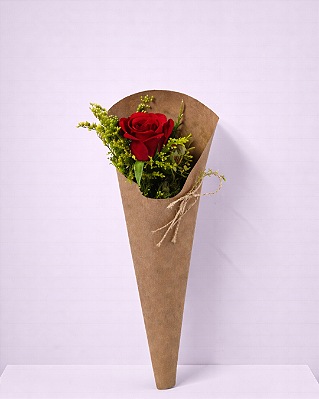 Rosa Solitária Vermelha Clássica