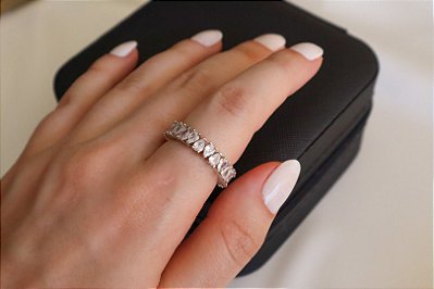 Anel mini gotas banhado a ródio branco