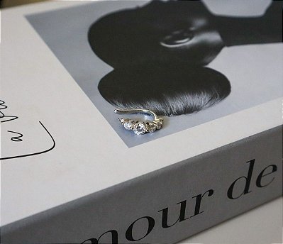 Piercing fake pontos de luz cristal ródio branco