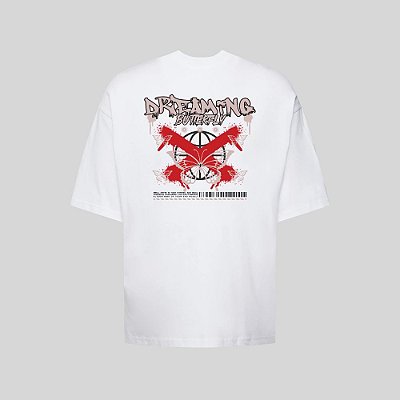 Camiseta Oversized Streetwear Masculina Estampa Costas Dreaming Butterfly