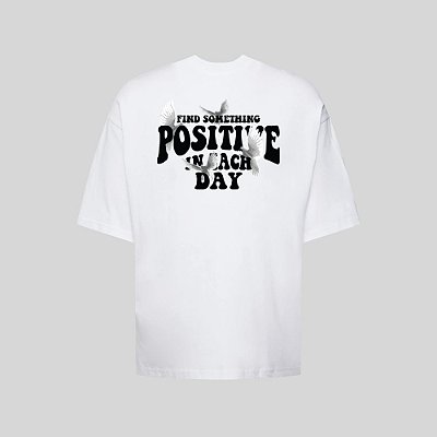 Camiseta Oversized Streetwear Masculina Estampa Costas Find Something In Positive