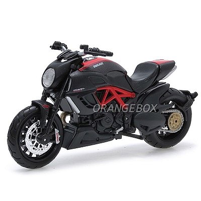 DUCATI 2018 MOTO GP 1/18 - Miniaturas colecionáveis para a sua loja