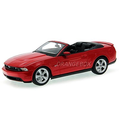 Ford Mustang GT 2010 Convertible 1:18 Maisto Vermelho