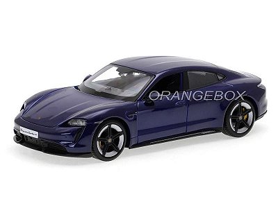 Porsche Taycan Turbo S 1:24 Bburago Azul