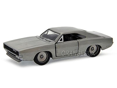 Dom s Dodge Charger 1970 R/T Velozes e Furios 7 Jada Toys 1:32 Cinza