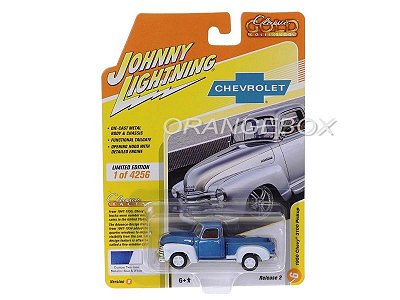 Chevy 3100 Pick-Up 1950 1:64 Johnny Lightning Classic Gold