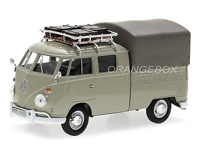 Volkswagen Kombi Type 2 (T1)  Delivery Pick-Up 1:24 Motormax