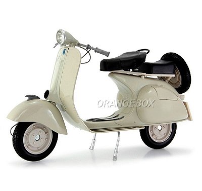 Vespa 150 VL 1T 1955 New Ray 1:6