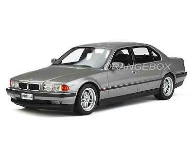 BMW E38 750 IL 1995 1:18 OttOmobile