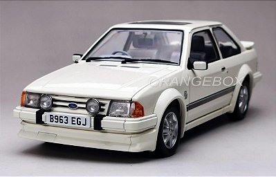 Ford Escort RS Turbo 1984 1:18 Sunstar Branco