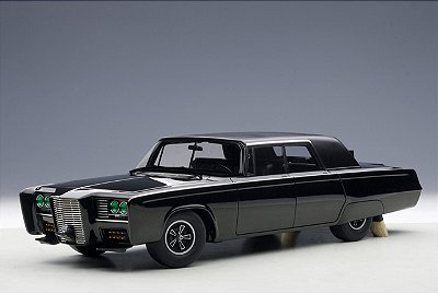 Chrysler Imperial Le Baron 1966 The Green Hornet O Besouro Verde Autoart 1:18