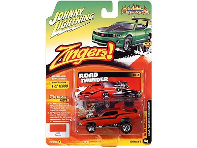 Plymouth Road Runner 1973 Release 3B 2021 1:64 Johnny Lightning Street Freaks