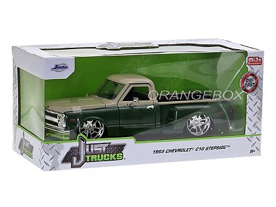 Chevrolet C10 Stepside 1969 1:24 Jada Toys Verde