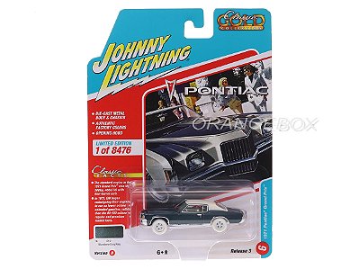 CHASE Pontiac Grand Prix 1971 Release 3B 2022 1:64 Johnny Lightning