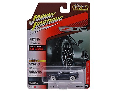 Chevrolet Corvette Z06 2012 R2B 2022 1:64 Johnny Lightning CHASE
