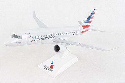 Avião American Eagle ERJ-175 1:100 Skymarks