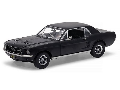 Ford Mustang Coupe 1967 Creed II 1:18 Greenlight