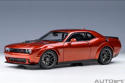 Dodge Challenger R/T Scat Pack Widebody 2022 1:18 Autoart Sinamon Stick